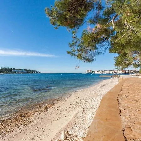 Дом отдыха One-bedroom Пореч