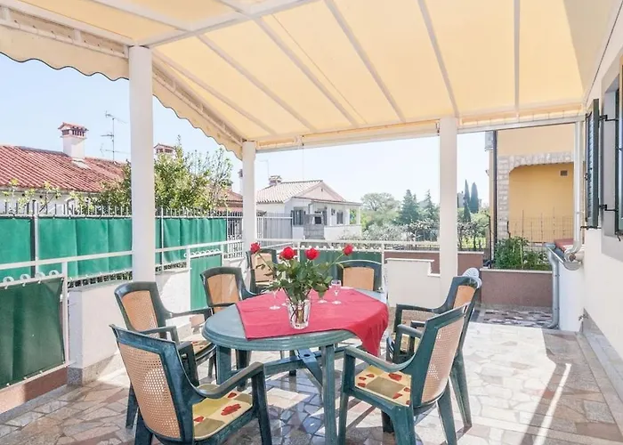 One-bedroom Hébergement de vacances Poreč